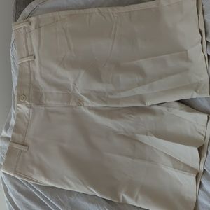 Adidas Climacool Size 34 Beige shorts